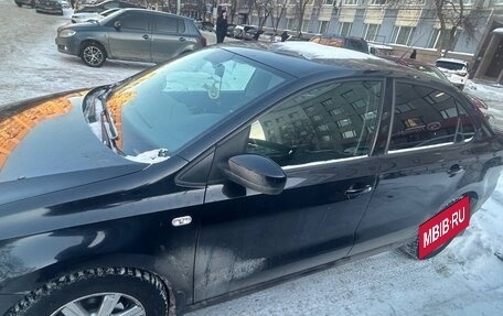 Volkswagen Polo VI (EU Market), 2011 год, 750 000 рублей, 5 фотография