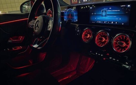 Mercedes-Benz CLA, 2019 год, 3 450 000 рублей, 2 фотография