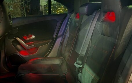 Mercedes-Benz CLA, 2019 год, 3 450 000 рублей, 10 фотография