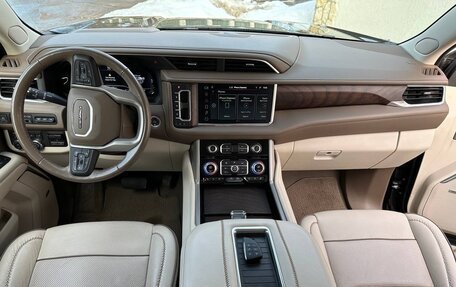 GMC Yukon IV, 2022 год, 8 900 000 рублей, 8 фотография