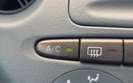 Toyota Vitz, 2001 год, 260 000 рублей, 11 фотография