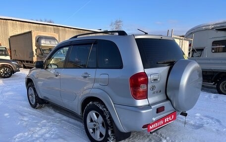 Toyota RAV4, 2004 год, 900 000 рублей, 3 фотография