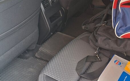 Mitsubishi Outlander, 2024 год, 4 950 000 рублей, 3 фотография