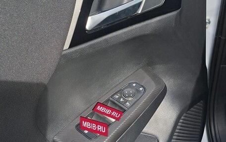 Mitsubishi Outlander, 2024 год, 4 950 000 рублей, 5 фотография