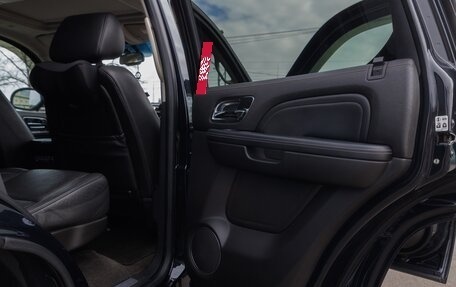 Cadillac Escalade III, 2013 год, 2 950 000 рублей, 21 фотография