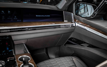 Cadillac Escalade V, 2025 год, 22 099 350 рублей, 31 фотография