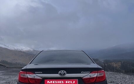 Toyota Camry, 2012 год, 1 630 000 рублей, 6 фотография