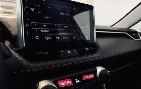 Toyota RAV4, 2020 год, 3 250 000 рублей, 10 фотография