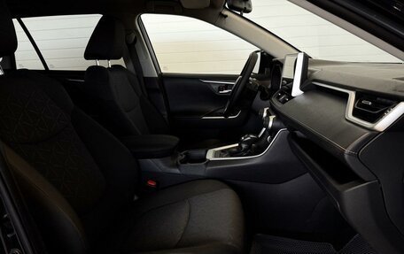 Toyota RAV4, 2020 год, 3 250 000 рублей, 21 фотография