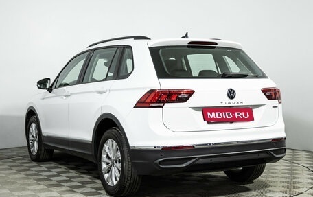 Volkswagen Tiguan II, 2021 год, 3 599 700 рублей, 7 фотография