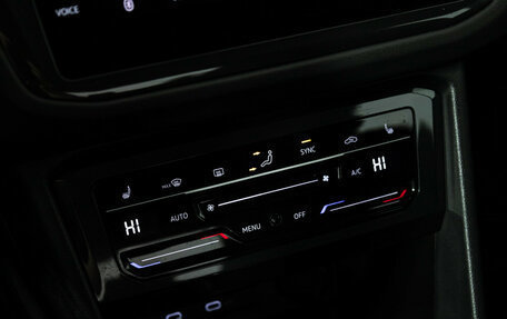 Volkswagen Tiguan II, 2021 год, 3 599 700 рублей, 20 фотография