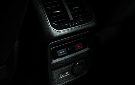 Volkswagen Tiguan II, 2021 год, 3 599 700 рублей, 15 фотография