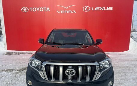 Toyota Land Cruiser Prado 150 рестайлинг 2, 2015 год, 3 190 000 рублей, 2 фотография