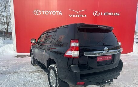 Toyota Land Cruiser Prado 150 рестайлинг 2, 2015 год, 3 190 000 рублей, 8 фотография