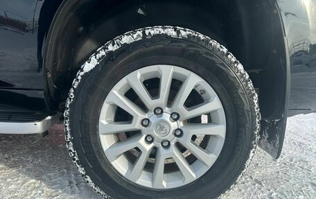 Toyota Land Cruiser Prado 150 рестайлинг 2, 2015 год, 3 190 000 рублей, 9 фотография