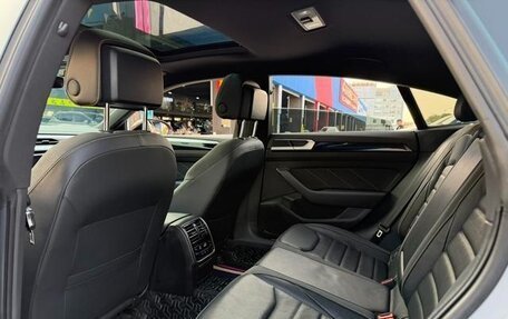 Volkswagen Passat CC, 2024 год, 4 250 000 рублей, 10 фотография