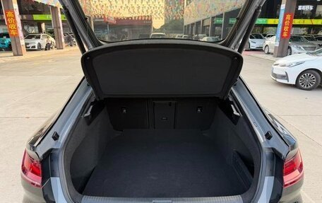 Volkswagen Passat CC, 2024 год, 4 250 000 рублей, 17 фотография