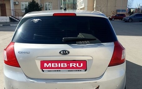 KIA cee'd I рестайлинг, 2010 год, 800 000 рублей, 10 фотография