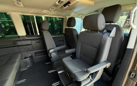 Volkswagen Multivan T6 рестайлинг, 2019 год, 5 200 000 рублей, 18 фотография