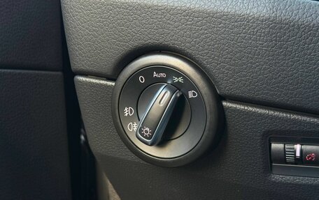 Volkswagen Multivan T6 рестайлинг, 2019 год, 5 200 000 рублей, 26 фотография