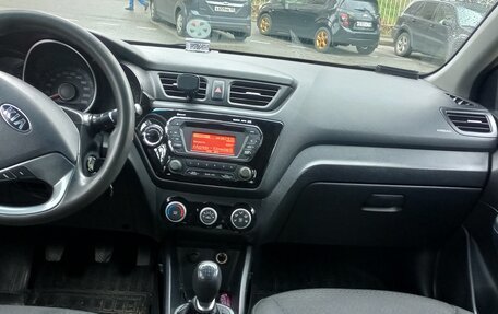 KIA Rio III рестайлинг, 2016 год, 700 000 рублей, 2 фотография