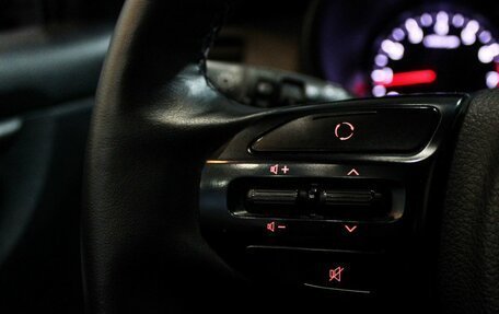 KIA Rio IV, 2019 год, 1 559 000 рублей, 13 фотография