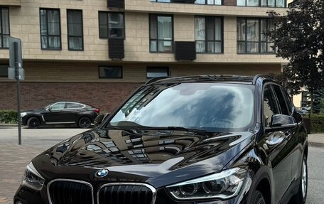 BMW X1, 2018 год, 3 090 000 рублей, 3 фотография