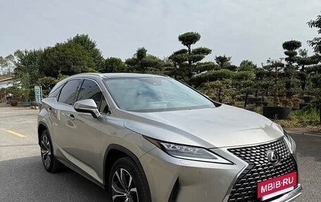 Lexus RX IV рестайлинг, 2020 год, 4 107 000 рублей, 6 фотография