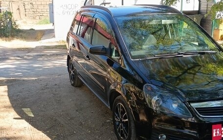 Opel Zafira B, 2006 год, 710 000 рублей, 2 фотография