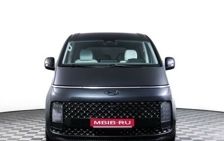 Hyundai Staria, 2022 год, 5 000 000 рублей, 2 фотография