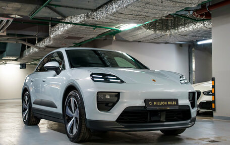 Porsche Macan, 2024 год, 10 900 000 рублей, 3 фотография