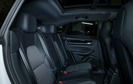 Porsche Macan, 2024 год, 10 900 000 рублей, 25 фотография