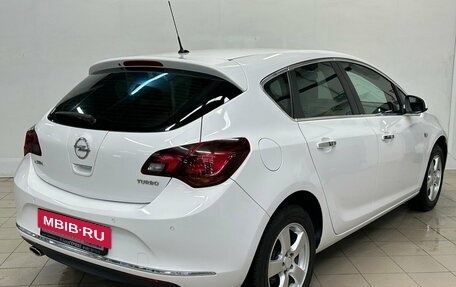 Opel Astra J, 2013 год, 930 000 рублей, 4 фотография
