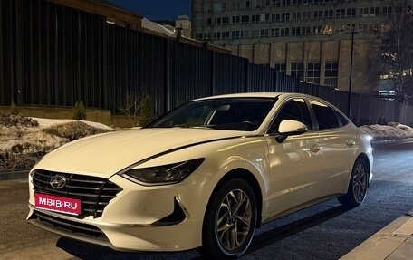 Hyundai Sonata VIII, 2020 год, 1 800 000 рублей, 1 фотография