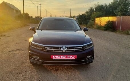 Volkswagen Passat B8 рестайлинг, 2017 год, 1 420 000 рублей, 2 фотография