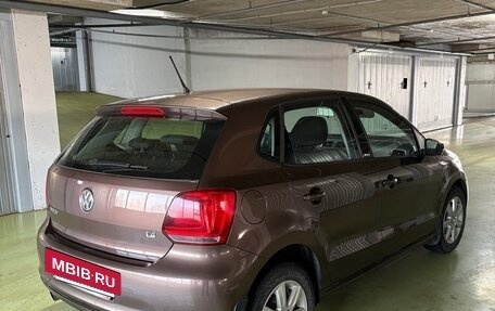 Volkswagen Polo VI (EU Market), 2011 год, 750 000 рублей, 3 фотография