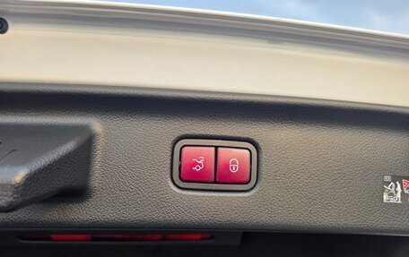 Mercedes-Benz S-Класс, 2025 год, 14 000 000 рублей, 18 фотография