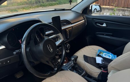 KIA Rio IV, 2018 год, 900 000 рублей, 7 фотография