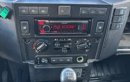 Land Rover Defender I, 2008 год, 3 400 000 рублей, 8 фотография