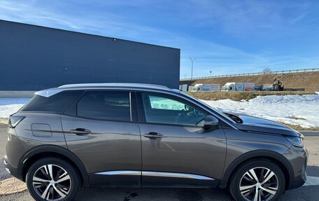 Peugeot 3008 II, 2021 год, 1 990 000 рублей, 6 фотография