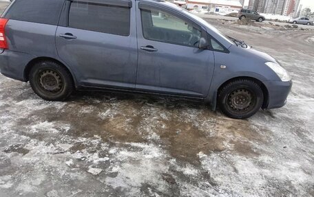 Toyota Wish II, 2003 год, 680 000 рублей, 4 фотография