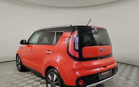 KIA Soul II рестайлинг, 2017 год, 1 679 000 рублей, 7 фотография