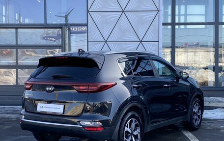 KIA Sportage IV рестайлинг, 2021 год, 2 499 000 рублей, 5 фотография