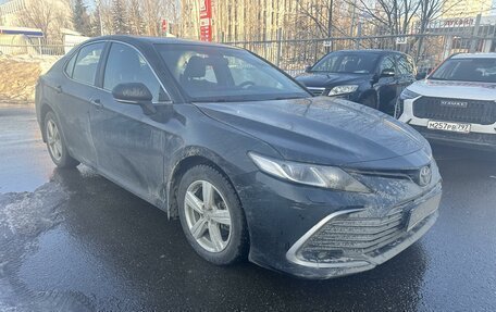 Toyota Camry, 2021 год, 2 899 000 рублей, 2 фотография