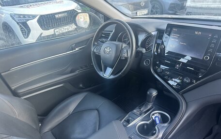 Toyota Camry, 2021 год, 2 899 000 рублей, 5 фотография