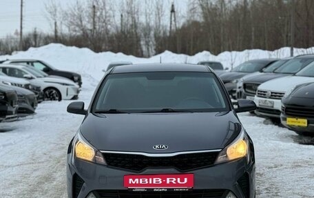 KIA Rio IV, 2021 год, 1 495 000 рублей, 3 фотография
