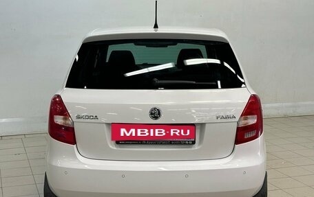 Skoda Fabia II, 2014 год, 830 000 рублей, 3 фотография