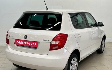 Skoda Fabia II, 2014 год, 830 000 рублей, 4 фотография