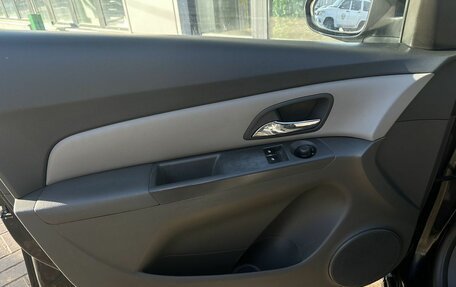 Chevrolet Cruze II, 2011 год, 570 000 рублей, 5 фотография