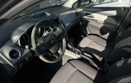 Chevrolet Cruze II, 2011 год, 570 000 рублей, 7 фотография